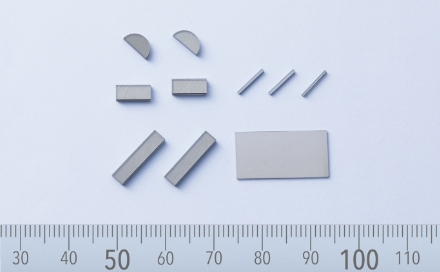 LongEdgeCuttingToolsbyMosaicCrystals